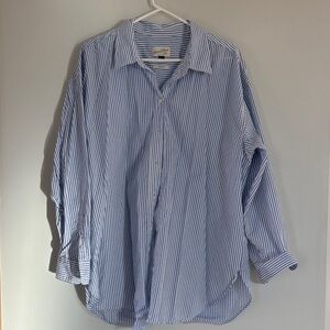 Universal Thread Blue and White Striped Button-Down Shirt